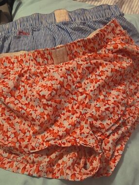 2 GAP Love Orange and White Heart Print Lounge Shorts
